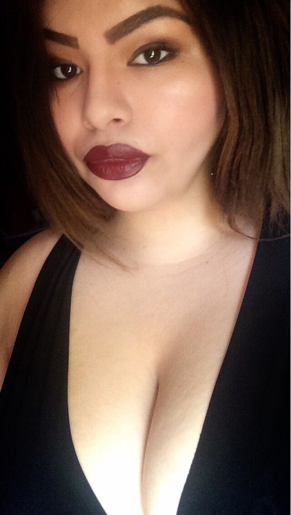 latinashunter: chicanoaztec84:  Hermosa  Dayum Really Beautiful.
