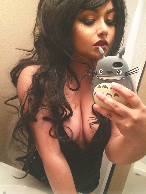 MOONBUNNY.
