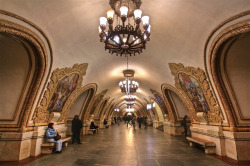 jackviolet: One of the things that is really notable about Moscow and yet not many people outside Russia know about, is how gorgeous the Moscow metro is. These photos? That’s what the metro stations look like. Yeah. They’re called the “People’s