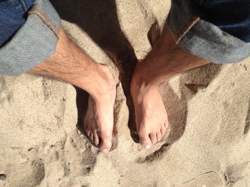 Sex Feet and sand. The best feeling!!! pictures