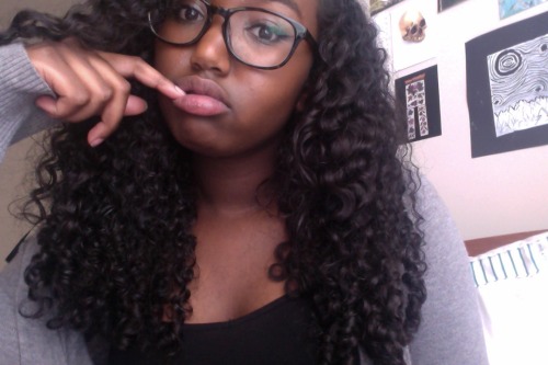 somalihottiee:thnk u to my boo ortschool for tagging me in the 6 selfie thing since today is my 17th