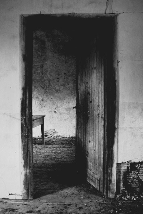 gerasimosplatanas:  Gerasimos Platanas - Untitled (2013) https://www.flickr.com/photos/platanasgerasimos/