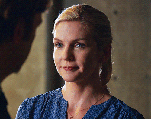 gaywexler:  Rhea Seehorn as Kim Wexler in Better Call Saul Season 2