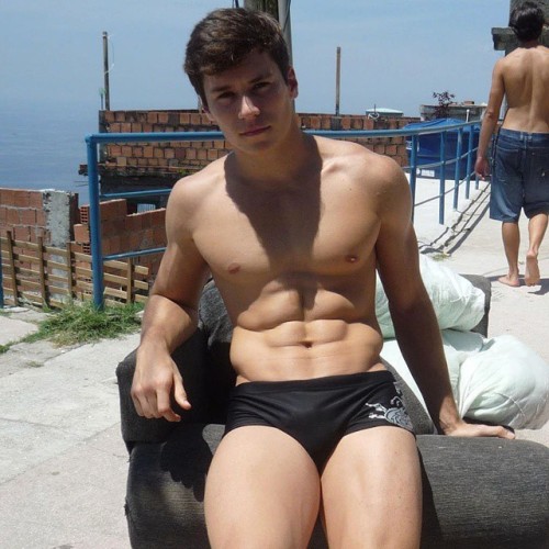 shorttop10:  Will do anything  if you flex your biceps 
