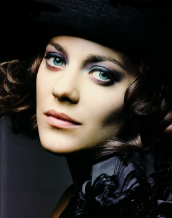 brainstark:  44-45/50 | Marion Cotillard