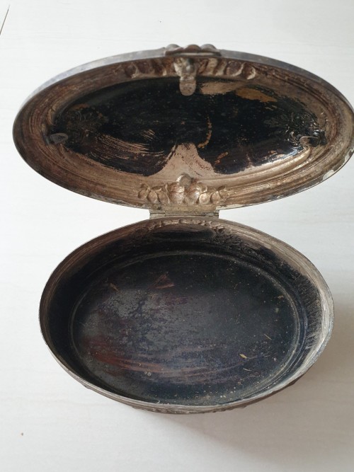 Kotak Sireh (Betel Box) Silverware Oval Batavia Dutch Colonial Design Tepak Sirih Bertekad