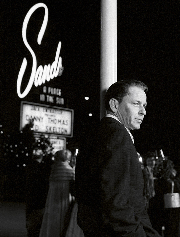 fuckyeahvintage-retro:  Frank Sinatra in Las Vegas, 1960s © Milk Made 