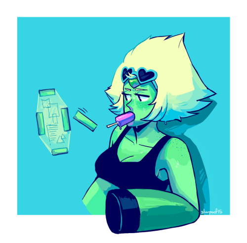 slurpoof:  so what if peridot got freckles during the summer ` w `  she would be hotter <3