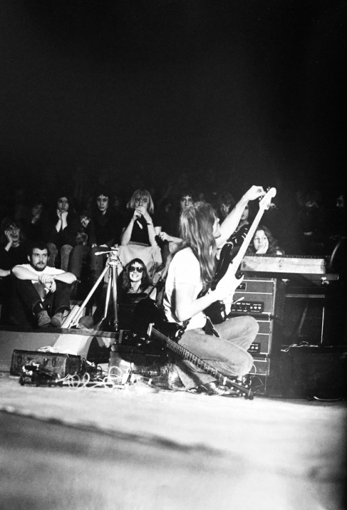 more-relics: David Gilmour  Pink Floyd, Concertgebouw, Amsterdam 6 nov. 1970. Foto: Nico Van Der Sta