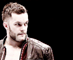 patrickkingart:  sixdegreesofsandow:  thefiend: WHAT IF AU // After starting a very