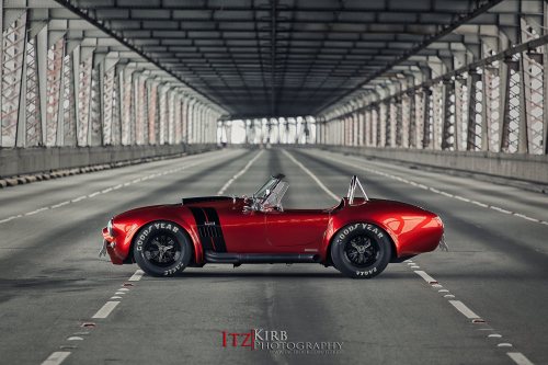Superformance Cobra. Photo by: Itzkirb|Photography(via Itzkirb|Photography)More cars here.