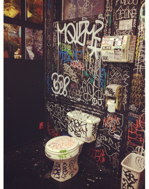 wet–kitty:  obefgraff:  obefgraff:  ArtPrimoSF :)  Well… This post got a lot of notes, lol cool  duuuuuuuuuude