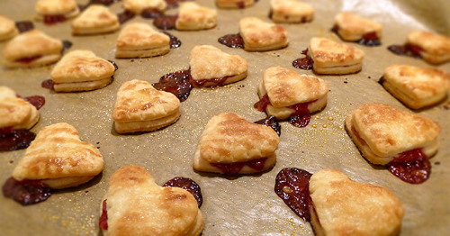 Süße Herz-Plätzchen zum Valentinstag Manchmal mag... - M.MITSCH