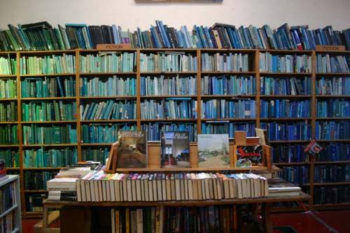  Chris Cobb, an artist based in San Francisco, has created an amazing installation in bookshop called Adobe Books- he catalogued every single one of the 20,000 books by color. The project is titled There is Nothing Wrong in This Whole Wide World. They