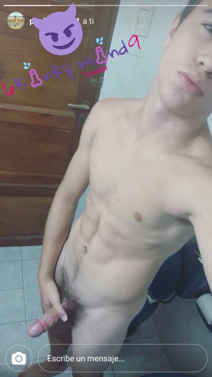 6kinkymind9:  Puchi 18( el ganador de los primos)  Sexy hetero q si quisiera experimentar