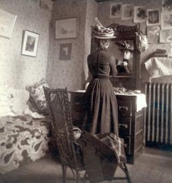 fawnvelveteen:  Woman at Mirror, ca 1900 