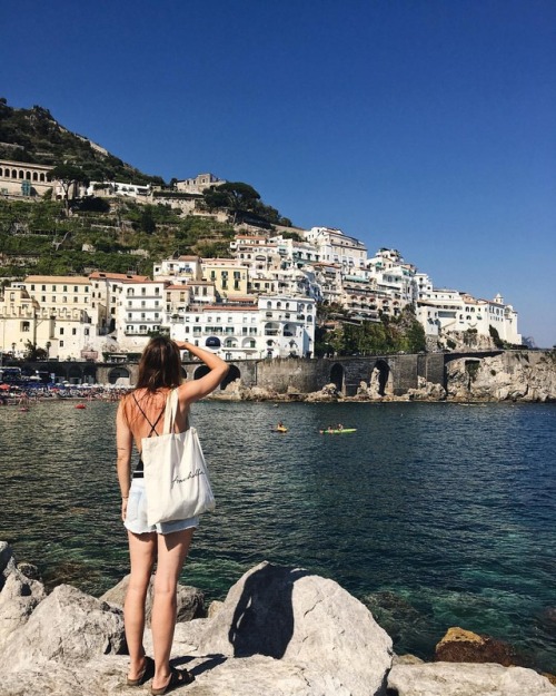 Ti amo Amalfi  . . . . #frachella #reusable #cotton #bag #totebag #bagaddict #fashion #instafashion 