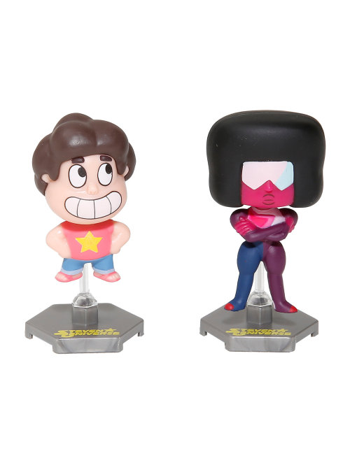 sketchyghostcomic:  cym70:  These blind bag mini figures are out now! So far they just seem to be at Hot Topic.  @artemispanthar   oh cool, I wasn’t expecting these to be out for another month or two