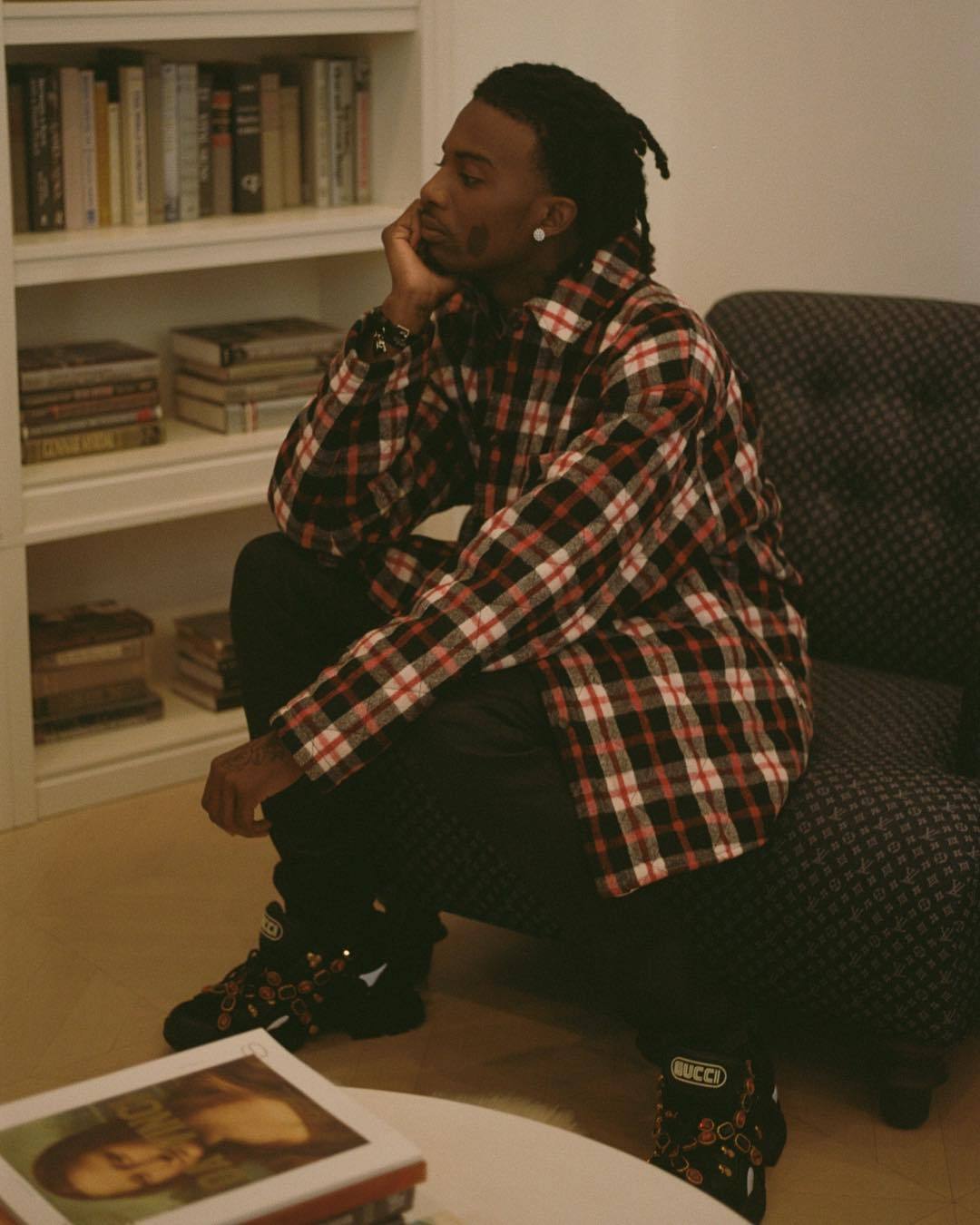 sleepycarti:    ★  playboi carti fans waiting paciently for whole lotta red to
