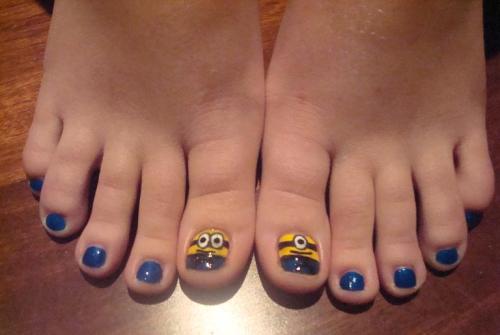 Minion Pedi