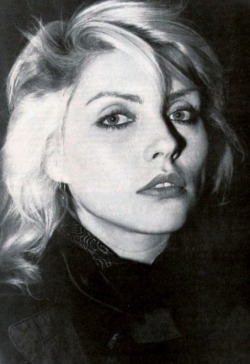 blondie-poedie:    Debbie Harry