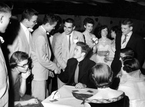 James Dean chatting with high school students in Fairmount, Indiana, 1955, photo by Dennis StockDean