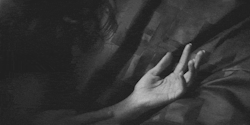 edward-grey:  thelandofpleasure:  …  ✦