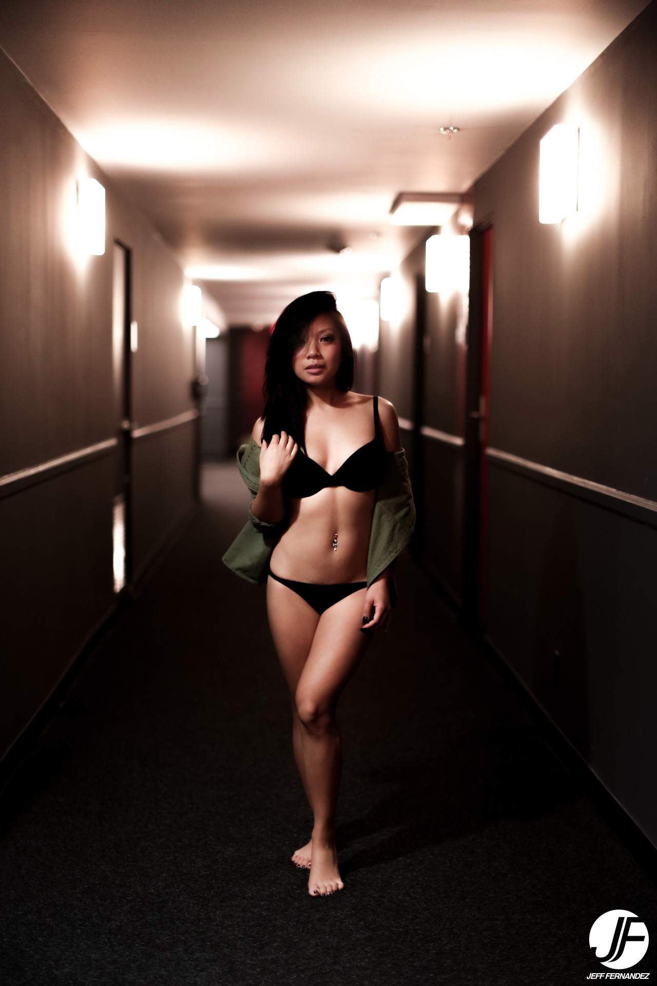 hijefff:  Photo by: Jeff f.Instagram: @hijefff Model: @missvanessarae 