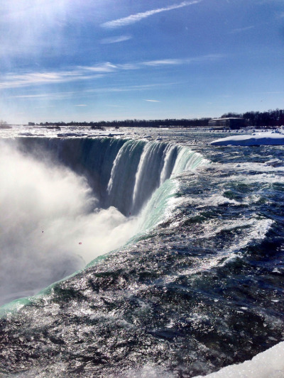 brutalgeneration:
“Niagara Falls (by CAaverallPhoto)
”