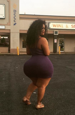 extremebodiez:  Linda K  Curvaceous Liberian Perfection   