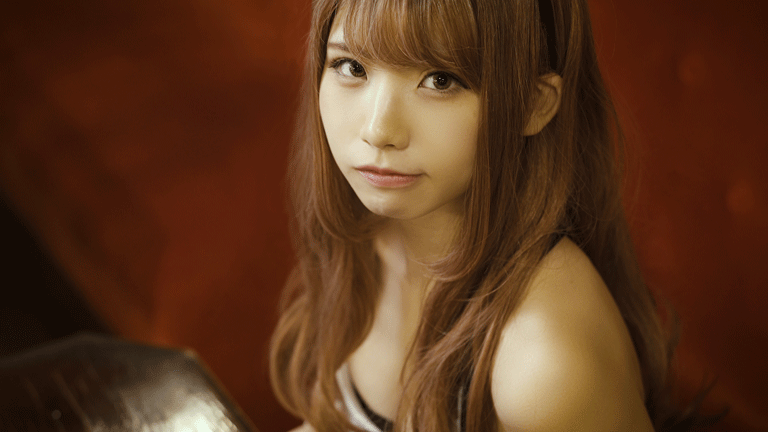 tokyo-cosplay-com:  ぱちくりえなこ。Blinking Enako.