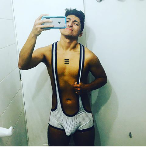 HOT-SEXY-GUY-PIC'S