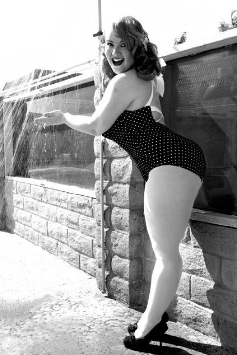 alternative-pinup:  Alternative PinupPinup Twitter