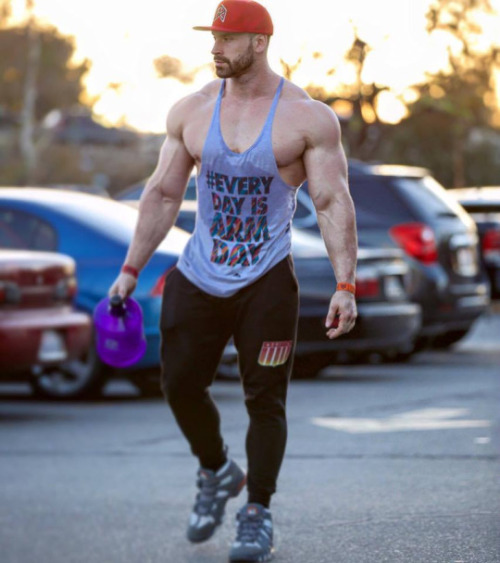 hotmuscleguys:   Raging Stallion: Bodybuilders and Muscle Men in Action (Video).   Sign up here to enjoy movies and clips of hot muscle hunks fucking.