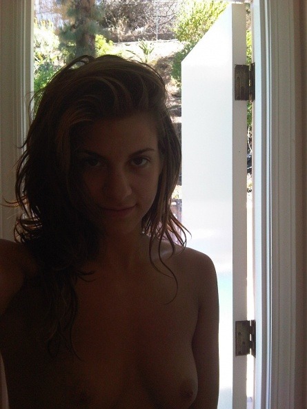 gpontello:  AnnaLynne McCord (2/2) soft http://gpontello.tumblr.com/