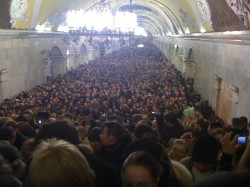  subway rush hour in Moscow, Russia   Damn.