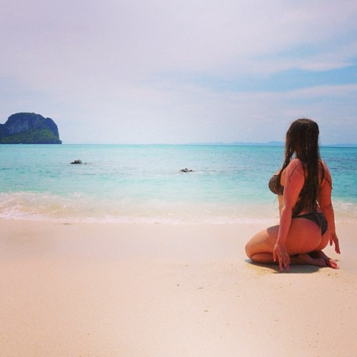 curvyvictoriia:  Want it all the time)