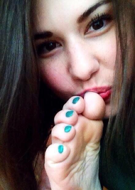 bisexualfootlover1967: \m/