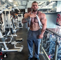 mindlessmusclemachine:  Iain Valliere