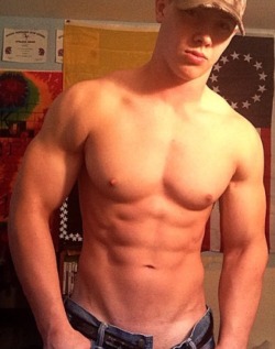 keepemgrowin: muscleorlando:    “So…