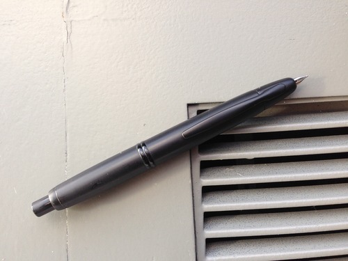 Pilot Vanishing Point Black / Rhodium Fountain Pen, Medium