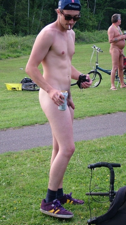 Major Dad’s Public Nudity 0782nakedguys99: 