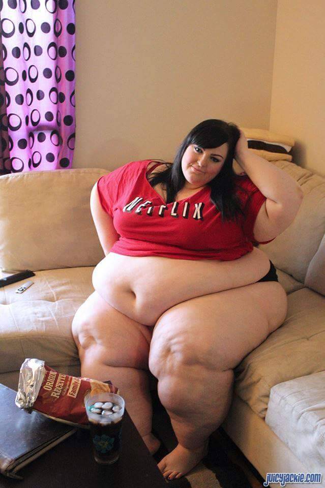 Fat gurls fat beats & feets
