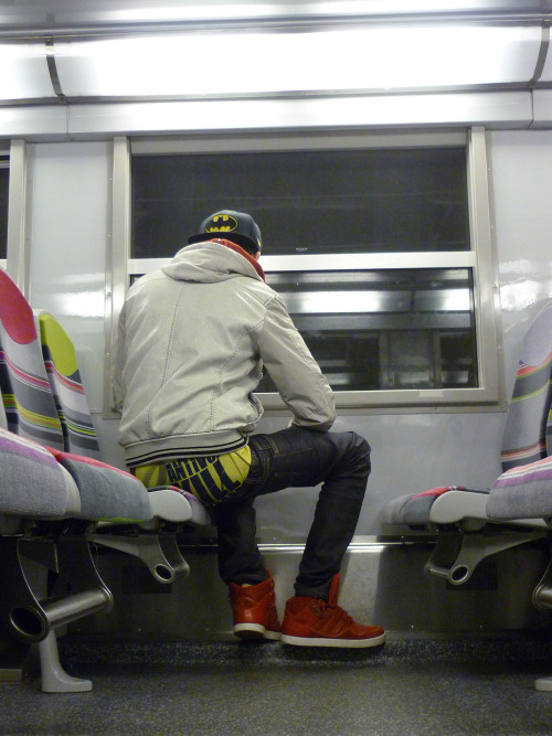 rekhel: Sagging in the train