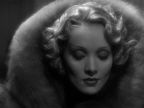 petrasvonkant:Marlene Dietrich in Shanghai Express (1932)