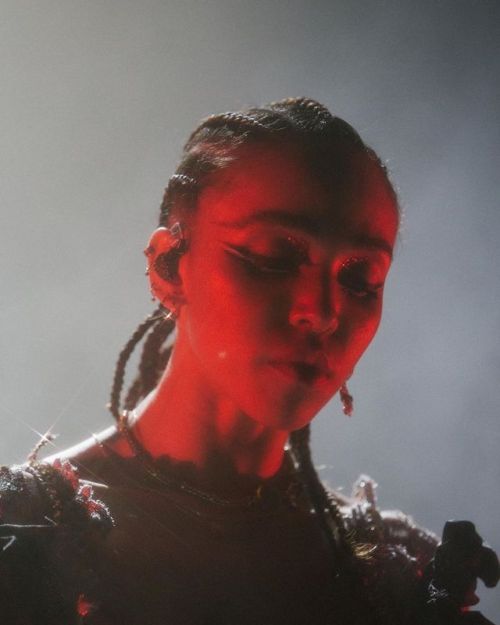 fkatwigs-fashionstyle:  May 12 -   FKA twigs porn pictures