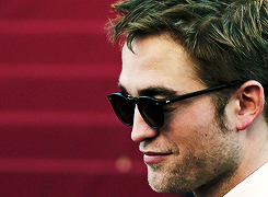 Sex robpattinson:  Robert Pattinson ~ Cannes pictures