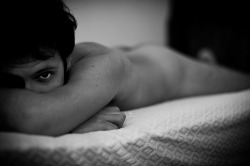 shirtlessboys:  (by RiccardoDelfanti) 