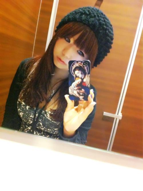 tokyoprivategirls:  MOERY 