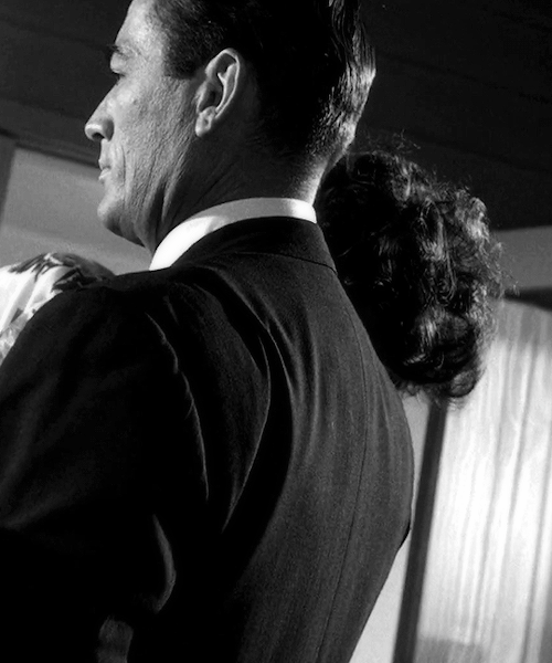 ohtendril:Ava Gardner and Gregory Peck in On the Beach (1960)